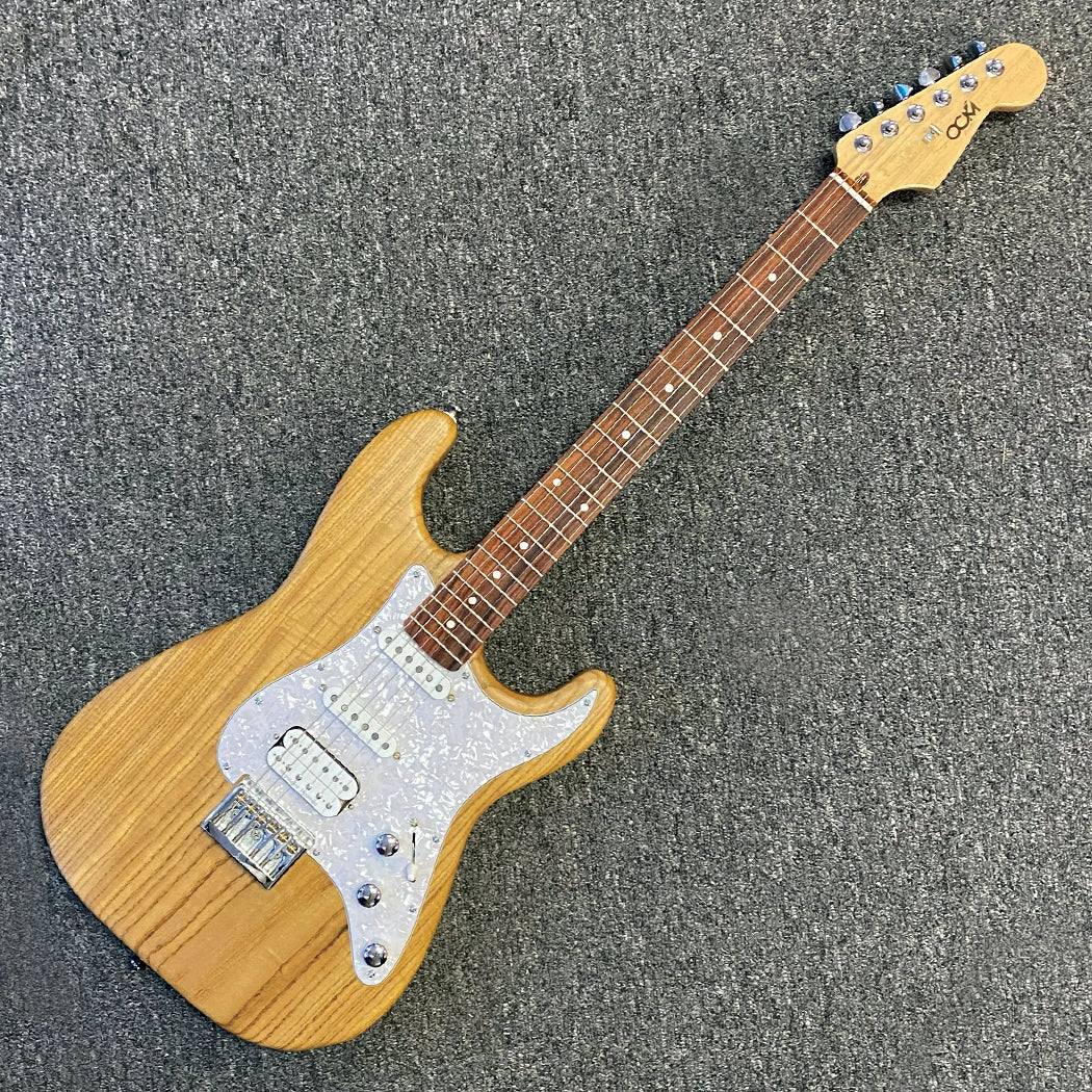 OCM Strat Style Raw Deal